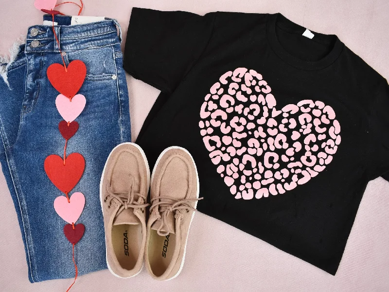 Heart Me Leopard Graphic Tshirt