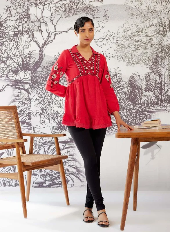 Red Thigh-length Boho Tunic with Collar and Full Sleeves