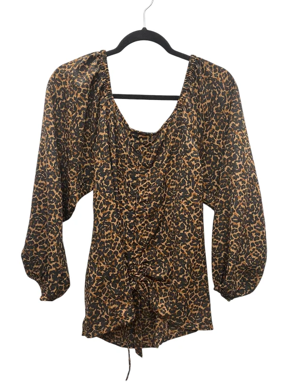 Top Long Sleeve By Clothes Mentor In Animal Print, Size: M