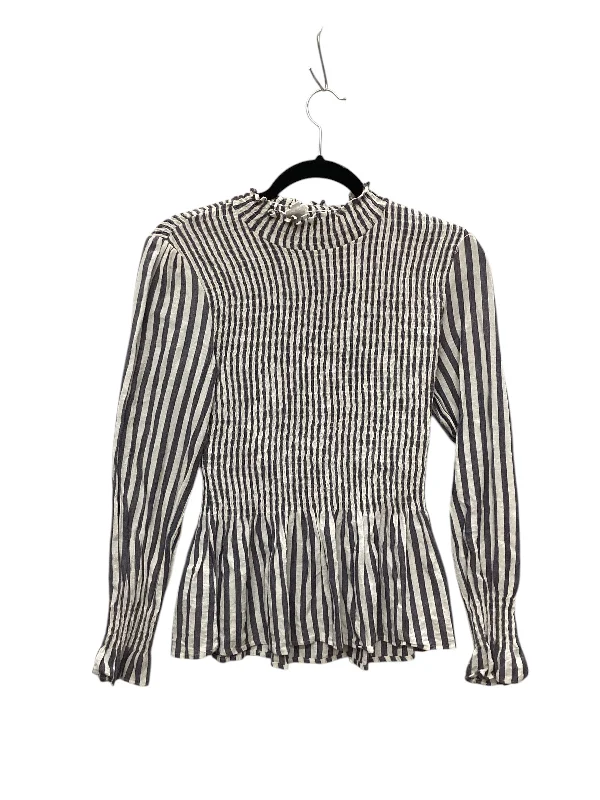 Top Long Sleeve By Clothes Mentor In Striped Pattern, Size: S