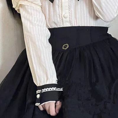 ivory-black straight sleeves