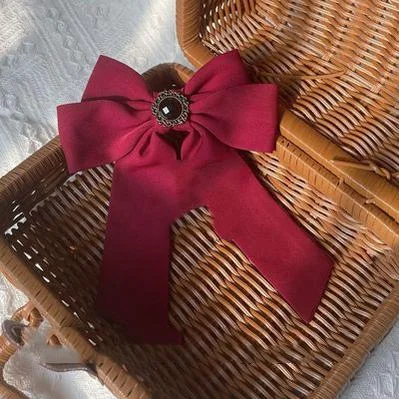 red neckline bow