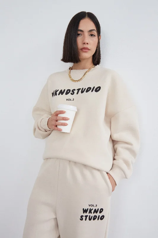 WKND STUDIO OVERSIZED SWEAT